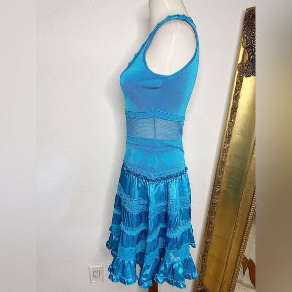 Bebe Cornflower Cottage Peasant Core Fit & Flare Mesh Detail Ruffle Hem Dress - Picture 3 of 7